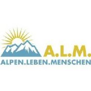 Hiking initiative in Bavarian Alps aims to integrate refugees